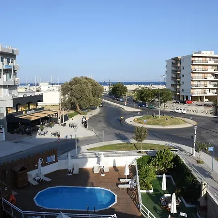 酒店 Marine Congo 2*