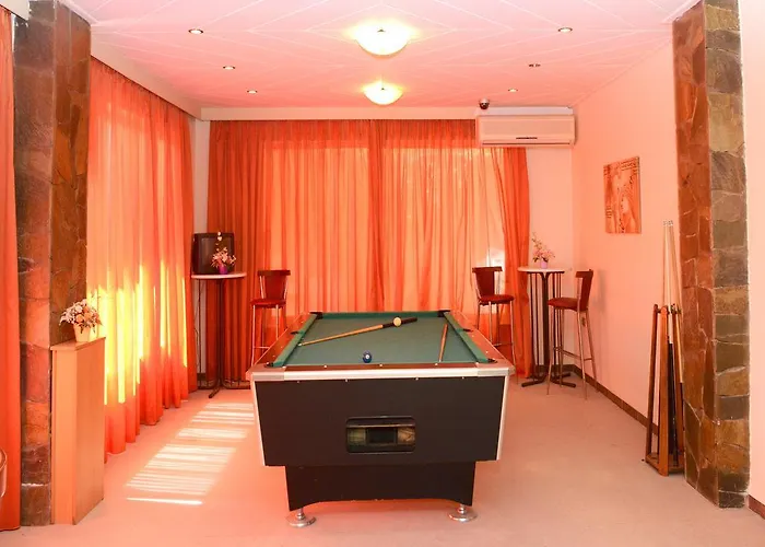 Otel Marine Congo Rhodes City