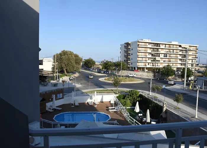 Marine Congo Hotel 2*